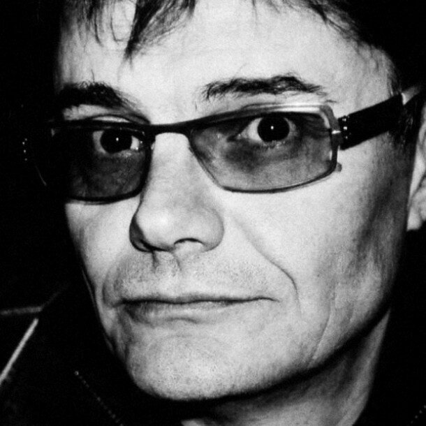 Marcel Van Tilt